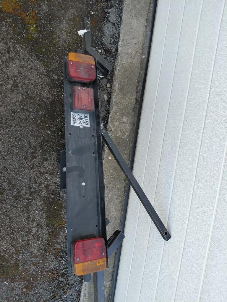 Fietsdrager, Ophalen, 2 fietsen, Gebruikt, Trekhaakdrager
