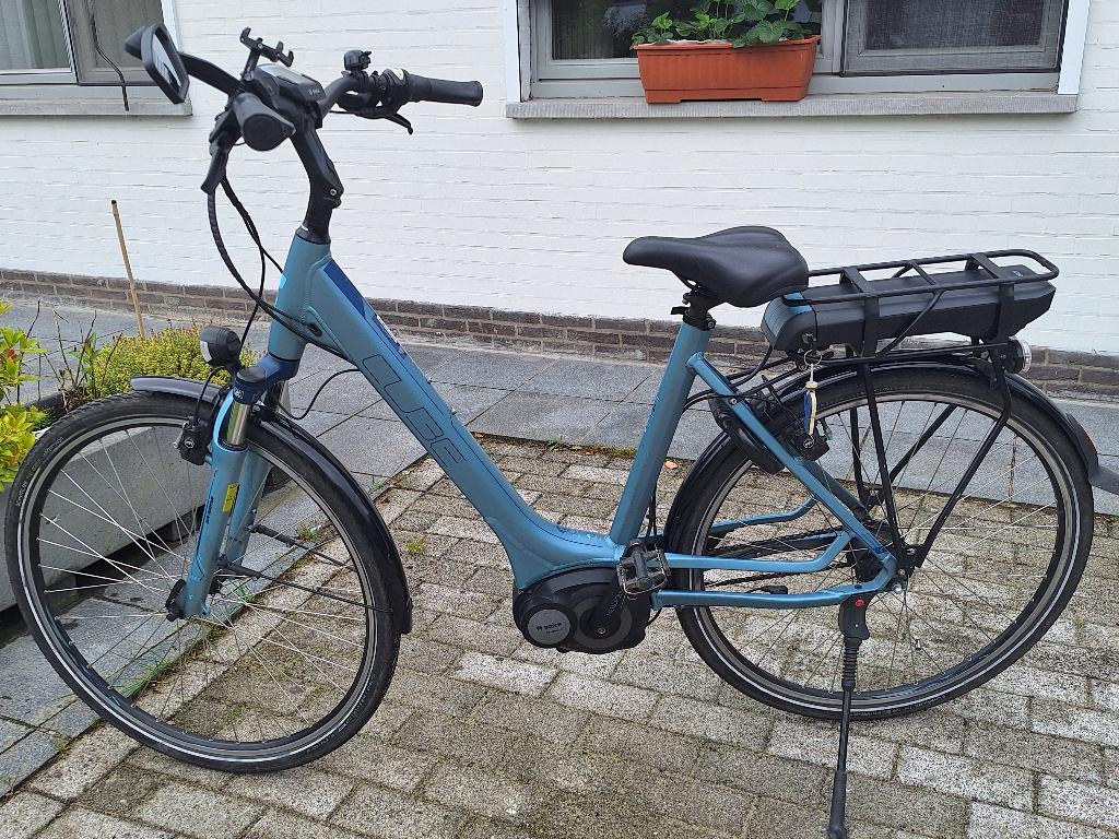 Elektrische Damesfiets Cube, Ophalen, Zo goed als nieuw, 51 tot 55 cm, Cube