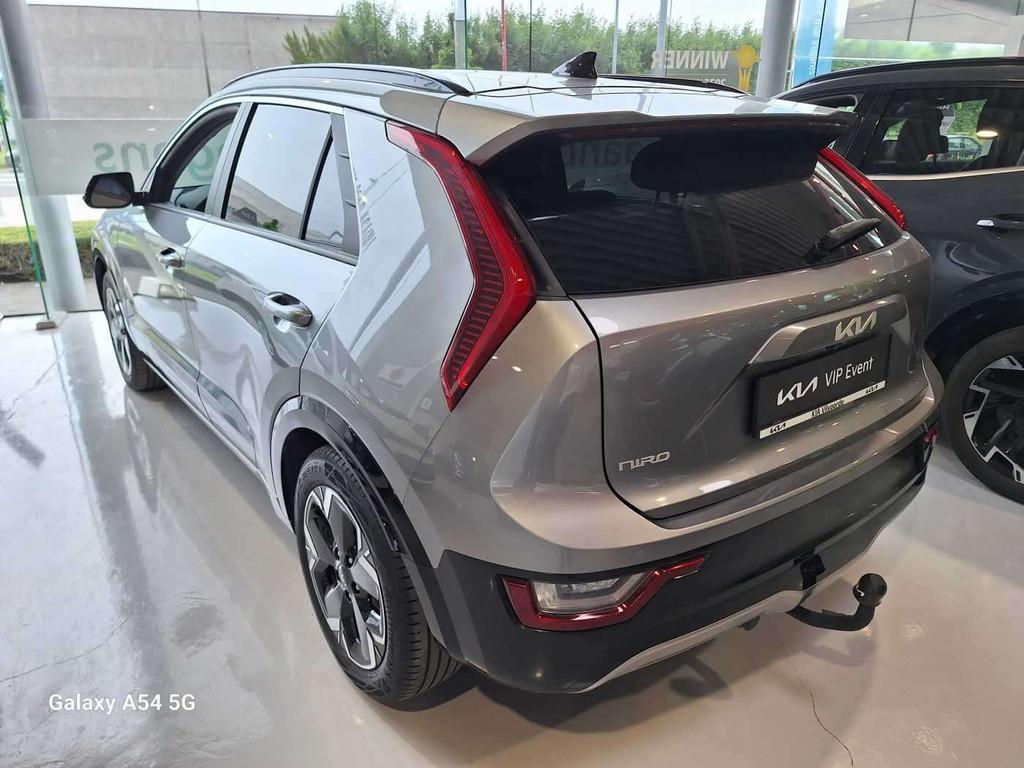Kia Niro EV PACE - 2023 - ELECTRICAL - 1st OWNER -, Auto's, Kia, Automaat, Gebruikt, Parkeersensor, Zilver of Grijs
