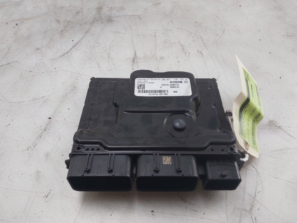 CALCULATEUR MOTEUR ECU Trafic (1FL / 2FL / 3FL / 4FL), Robert Bosch AG, Renault, Utilisé, Robert-Bosch-Allee 1
74232  Abstatt, DE