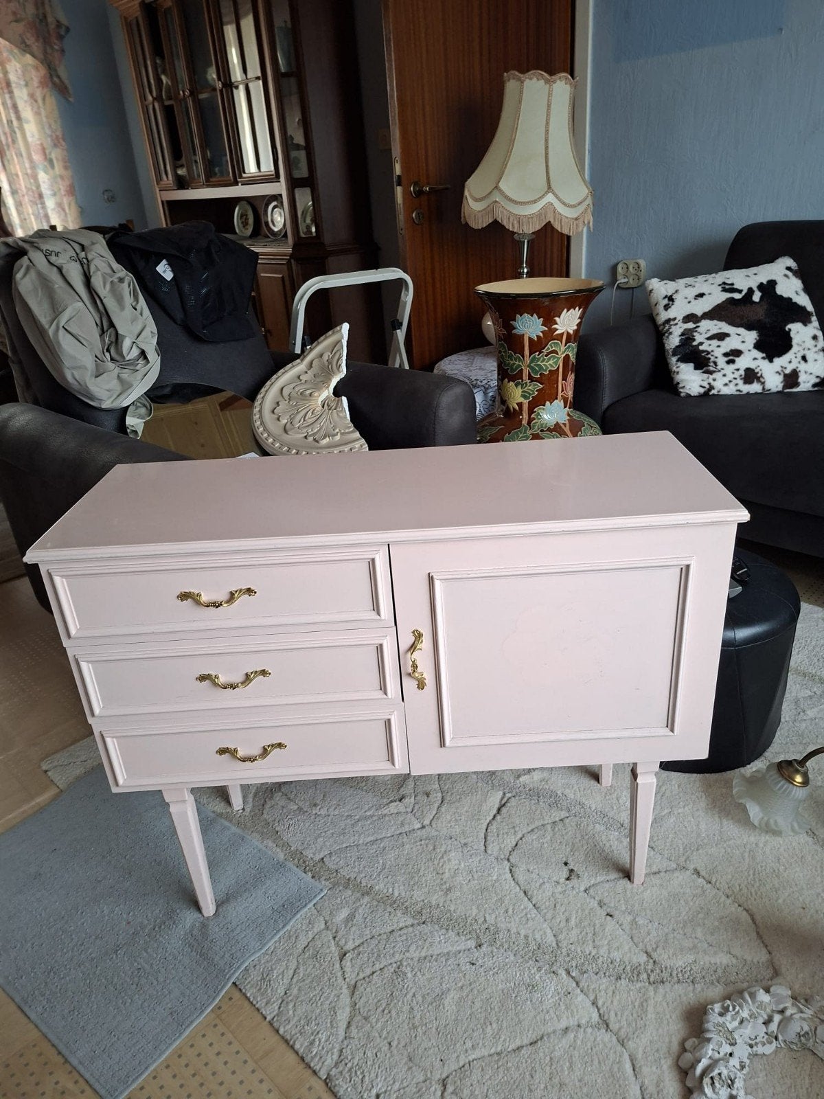 Roze kastje mag weg voor een mooi prijsje, Ophalen