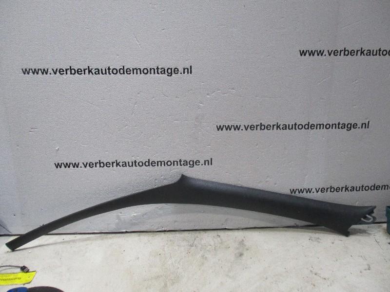 A STIJL BEKLEDING LINKS Toyota Celica (T20) (62212-20260), Gebruikt, Toyota
