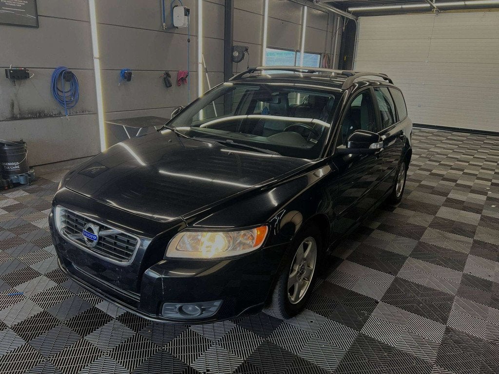 Volvo V50 DIESEL MANUEEL EUR5 bj2010, Auto's, https://public.car-pass.be/vhr/a5f43aa3-57d7-4d93-bfd8-29f6abc3a591, Gebruikt, 4 cilinders
