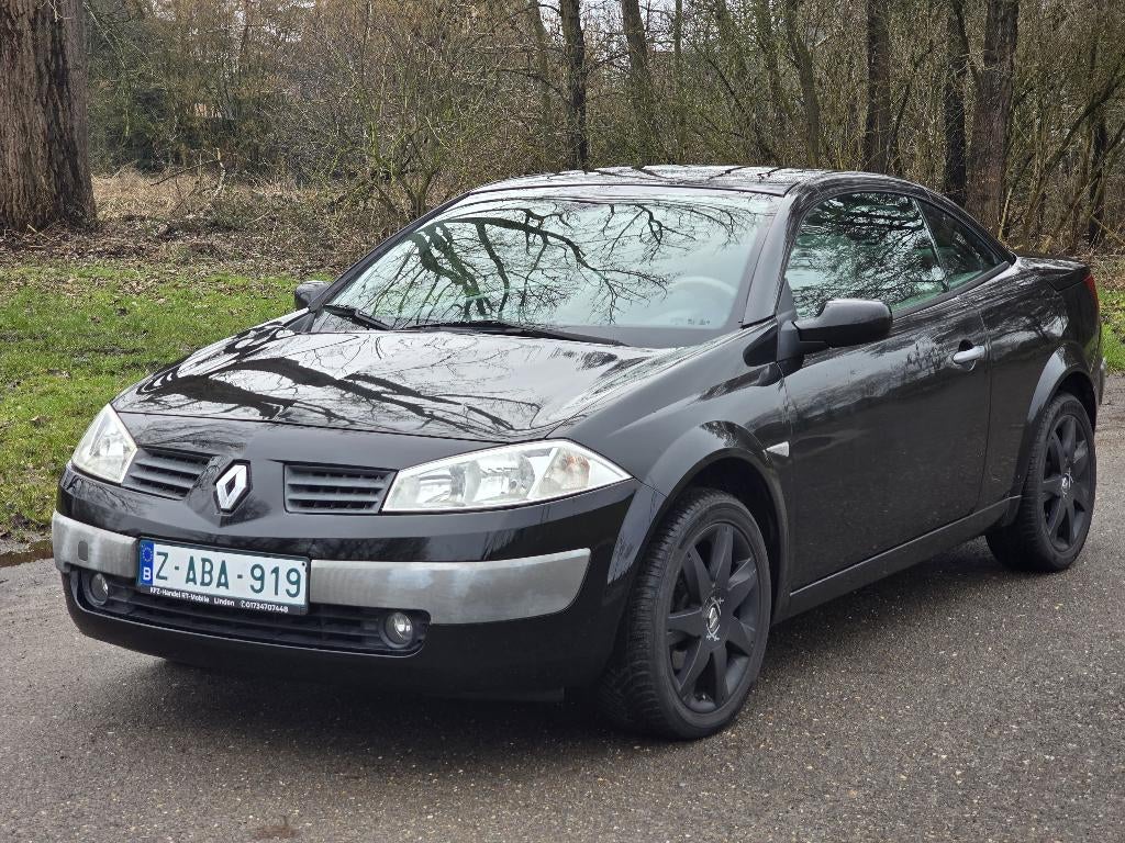 Renault Mégane Cabrio AUTOMAAT - 2.0i - 2004 - Leder,Digi AC, 4 zetels, Beige, Cabriolet, Zwart