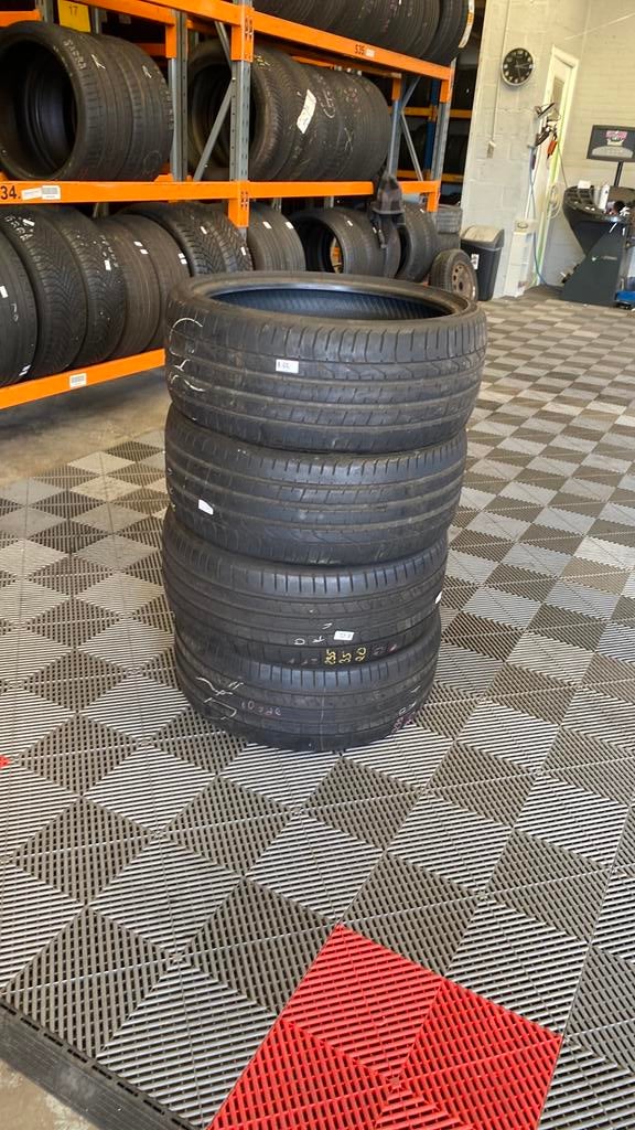 235/35/20-88y merk pirelli per stuk 70 eur zomer banden okka, Ophalen