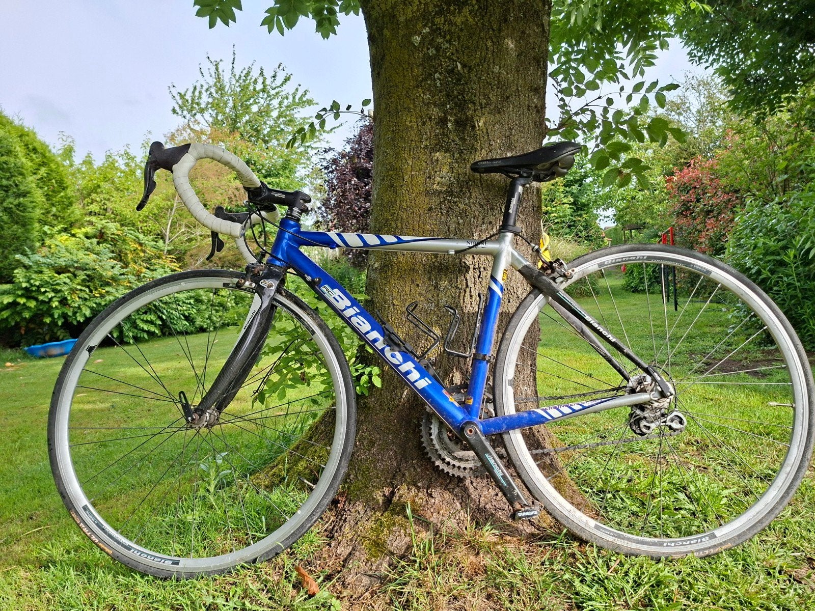 Bianchi via nirone koersfiets, Vélos & Vélomoteurs, Vélos | Vélos de course, Enlèvement