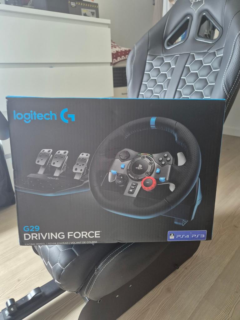 Game stoel + stuur logitech, Ophalen of Verzenden
