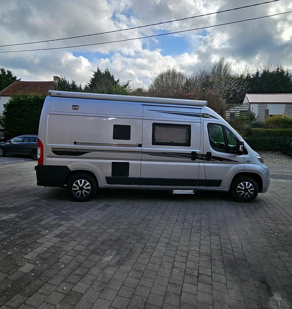 camping car, Caravanes & Camping, Jusqu'à 4, 6 à 7 mètres, Siège standard, Toilette à cassette