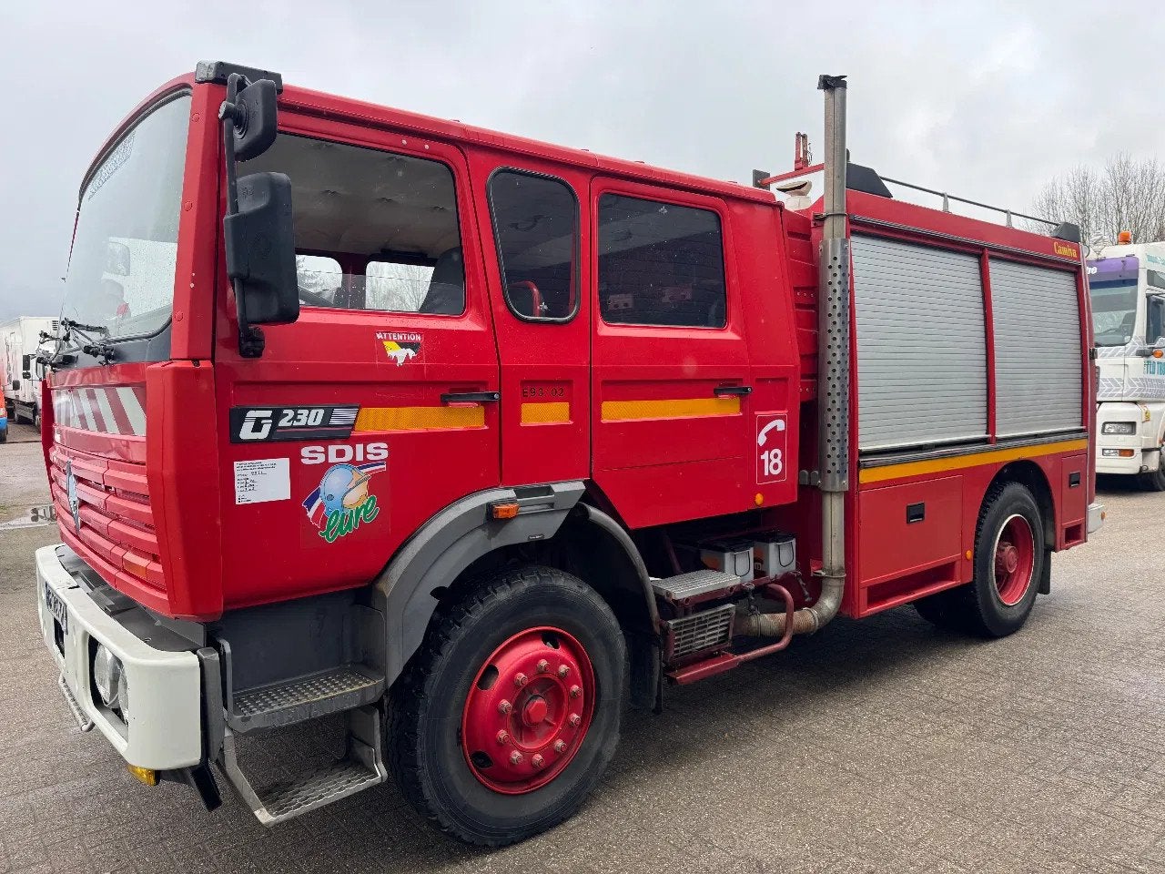 Renault G230 *FIRETRUCK-WATERTANK-PUMP* (bj 1993), Auto's, Achterwielaandrijving, Renault, Bedrijf, Te koop