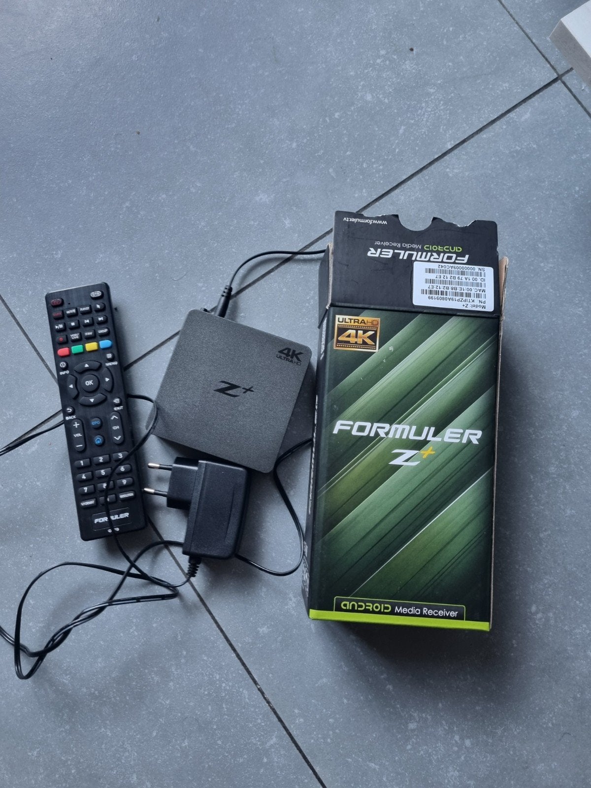 IPTV box formuler Z+, Enlèvement, Comme neuf