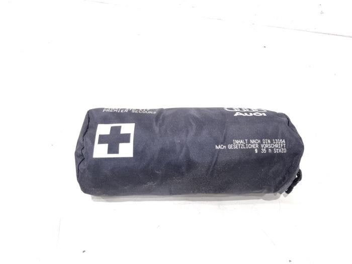 EHBO kit van een Audi A1, Gebruikt, -, -, -