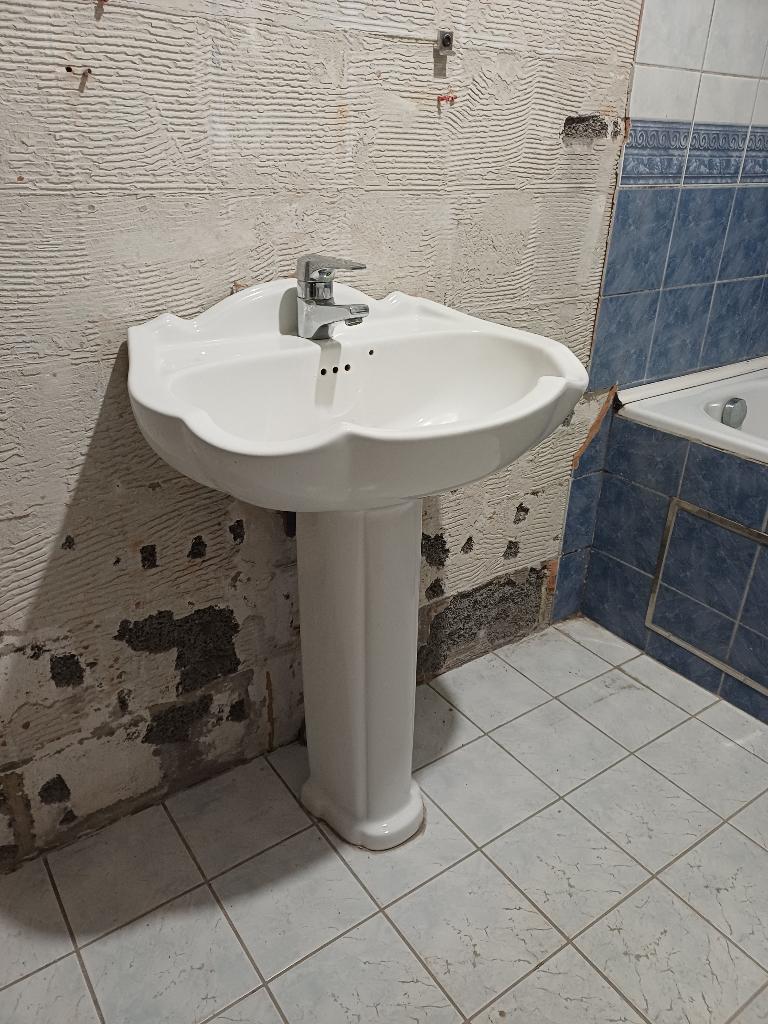 Lavabo colonne salle de bain vintage avec mitigeur, 25 à 50 cm, Lavabo ou Évier, Moins de 100 cm, Enlèvement