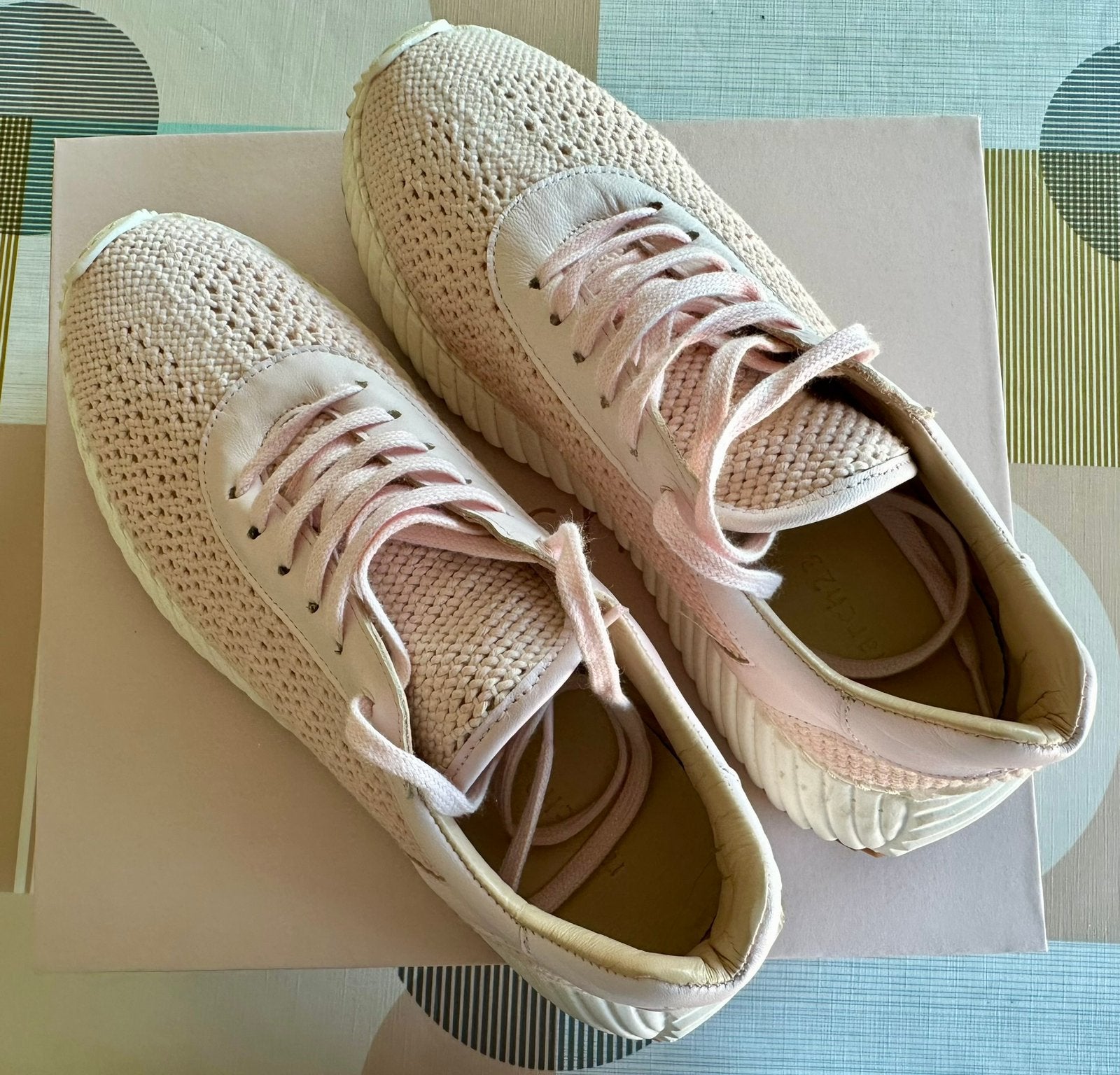 Lederen lichtroze sneakers March23, Kleding | Dames, Schoenen, Ophalen, Nieuw, Sneakers, Roze