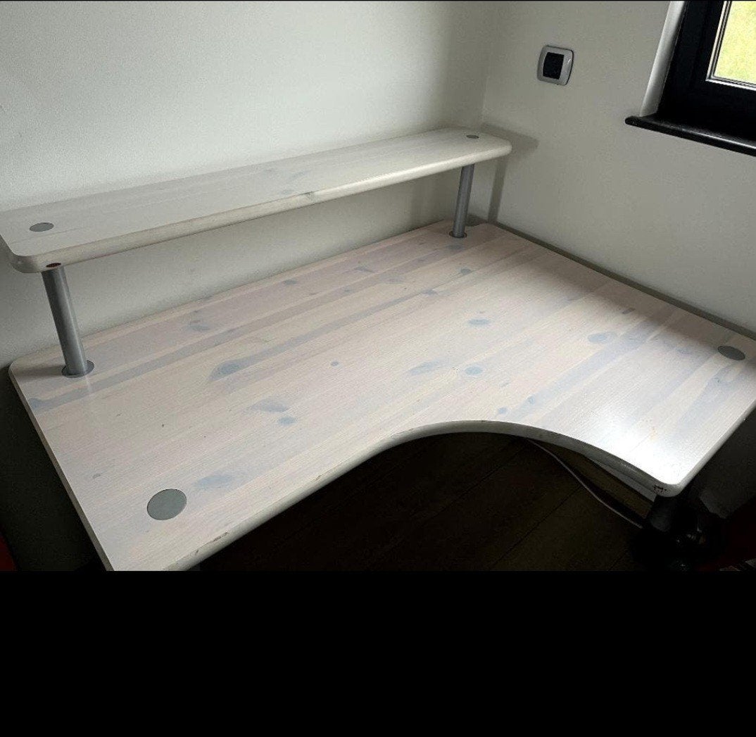 bureau Flexa pin blanchi, Enlèvement