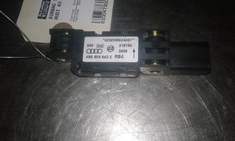 CAPTEUR AIRBAG Audi A3 (8P1) (|3100703|4B0959643E|), Autos : Pièces & Accessoires, Utilisé, Audi