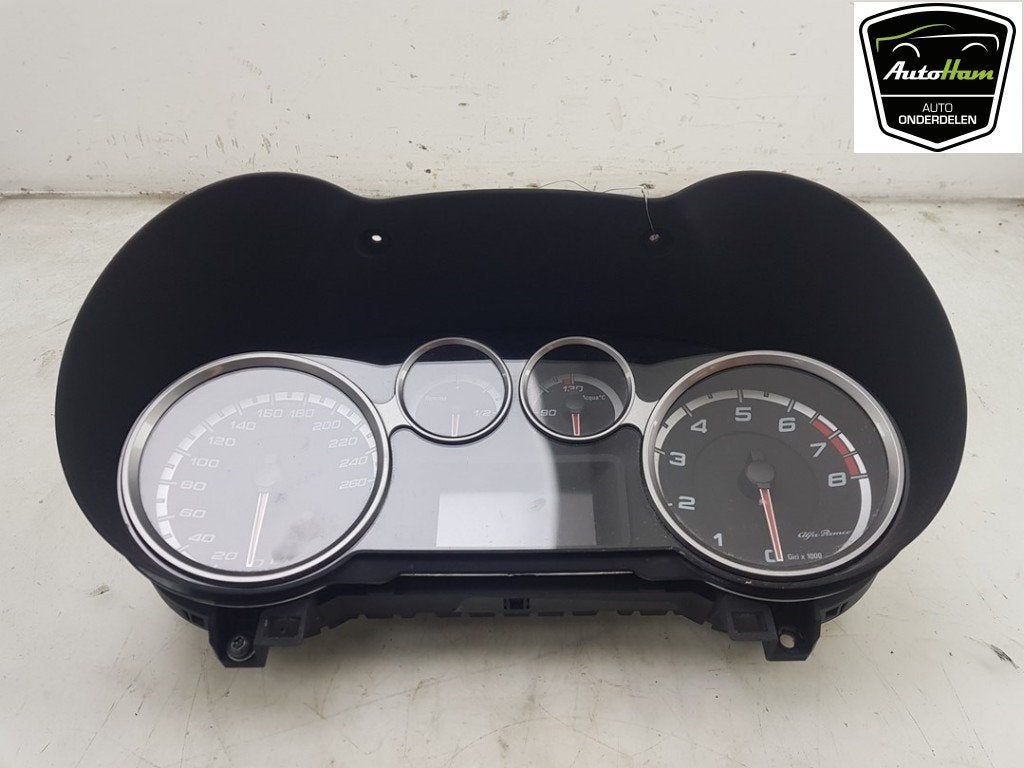 INSTRUMENTS DE BORD MiTo (955) (|50516436|A2C53352559|), Utilisé, Alfa Romeo