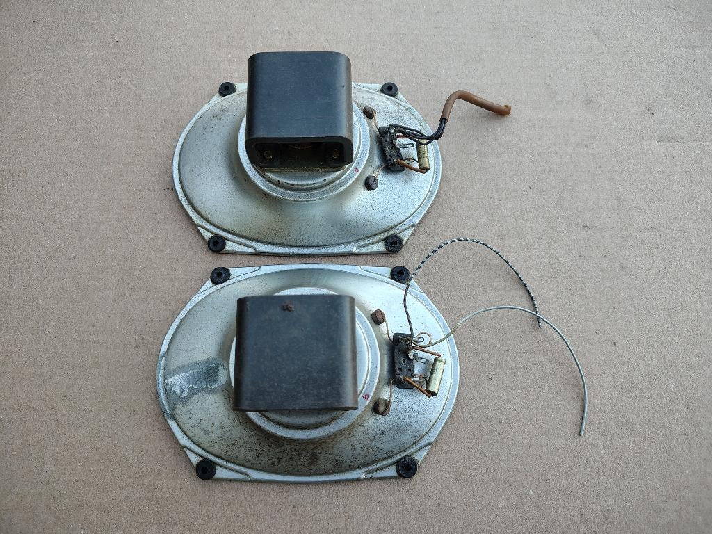 Hoge Tonen Speakers NSM (Div) jukebox, Verzenden