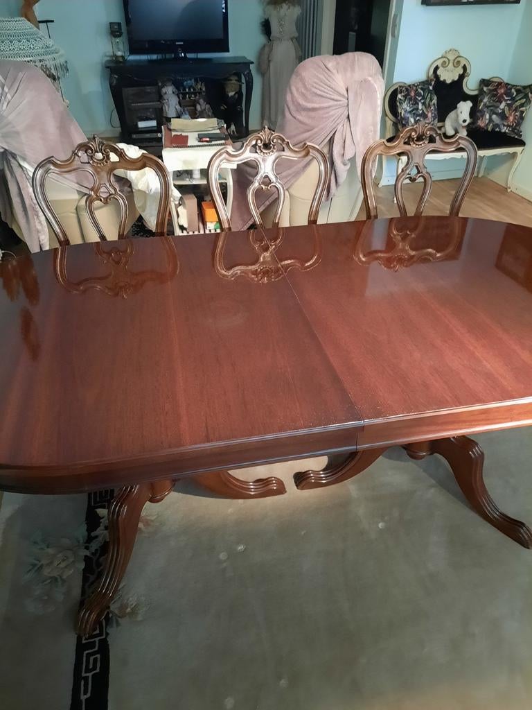 Mooie tafel met exclusieve stoelen 6 stuks, Antiek en Kunst, Ophalen