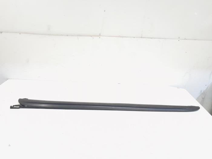 Jupe gauche d'un Volkswagen Golf (LA9W), Volkswagen, -, 3 mois de garantie, Utilisé