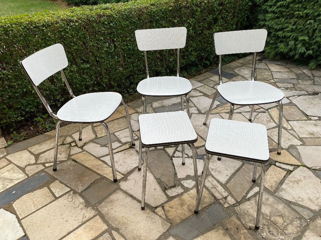 Table de cuisine, 100 à 150 cm, Quatre personnes, Rond, Métal