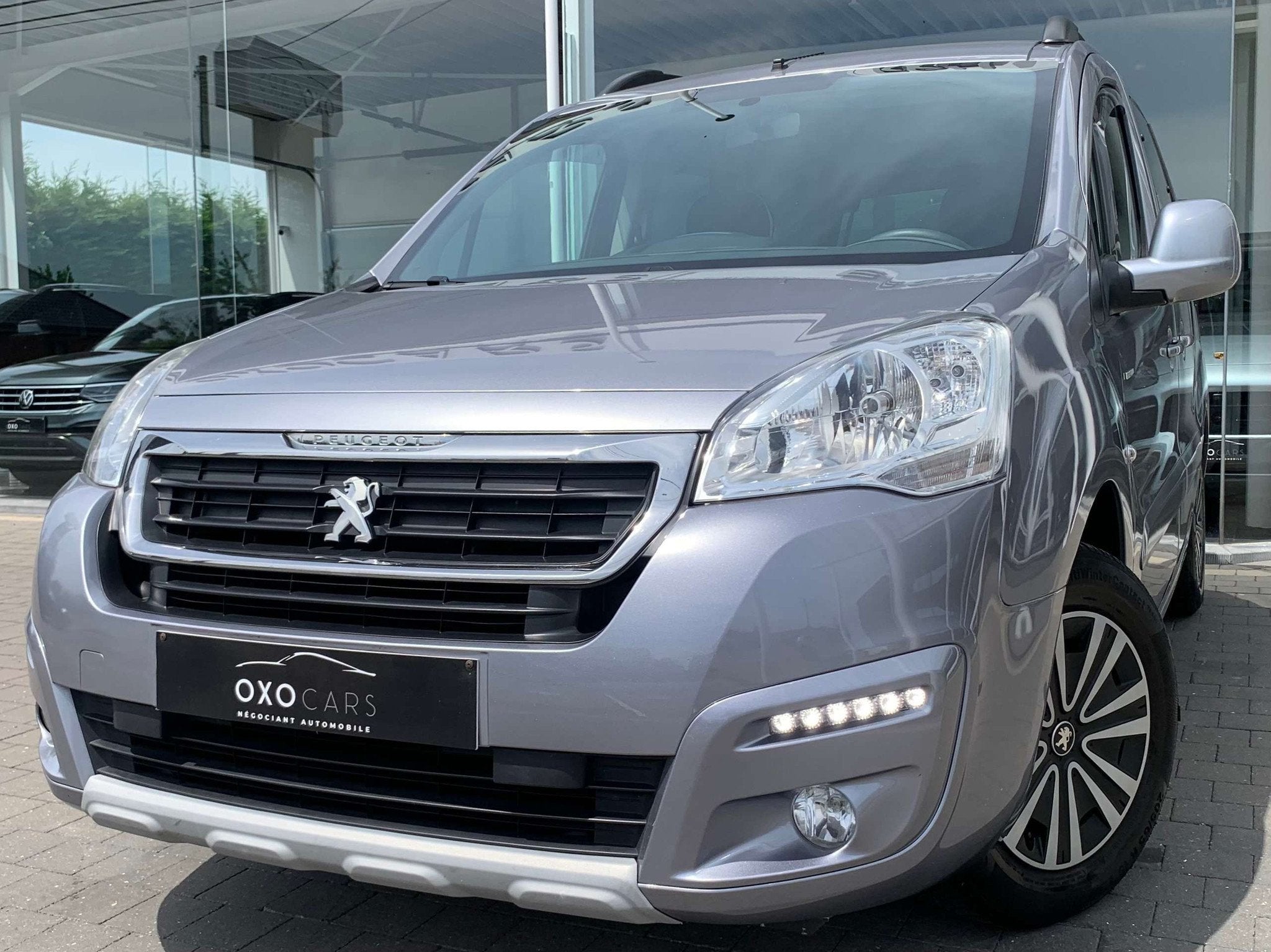 Peugeot Partner 1.6 HDI STYLE 100CV / TEPEE 5 PLACES / AIRCO, Argent ou Gris, Achat, Euro 6, Entreprise