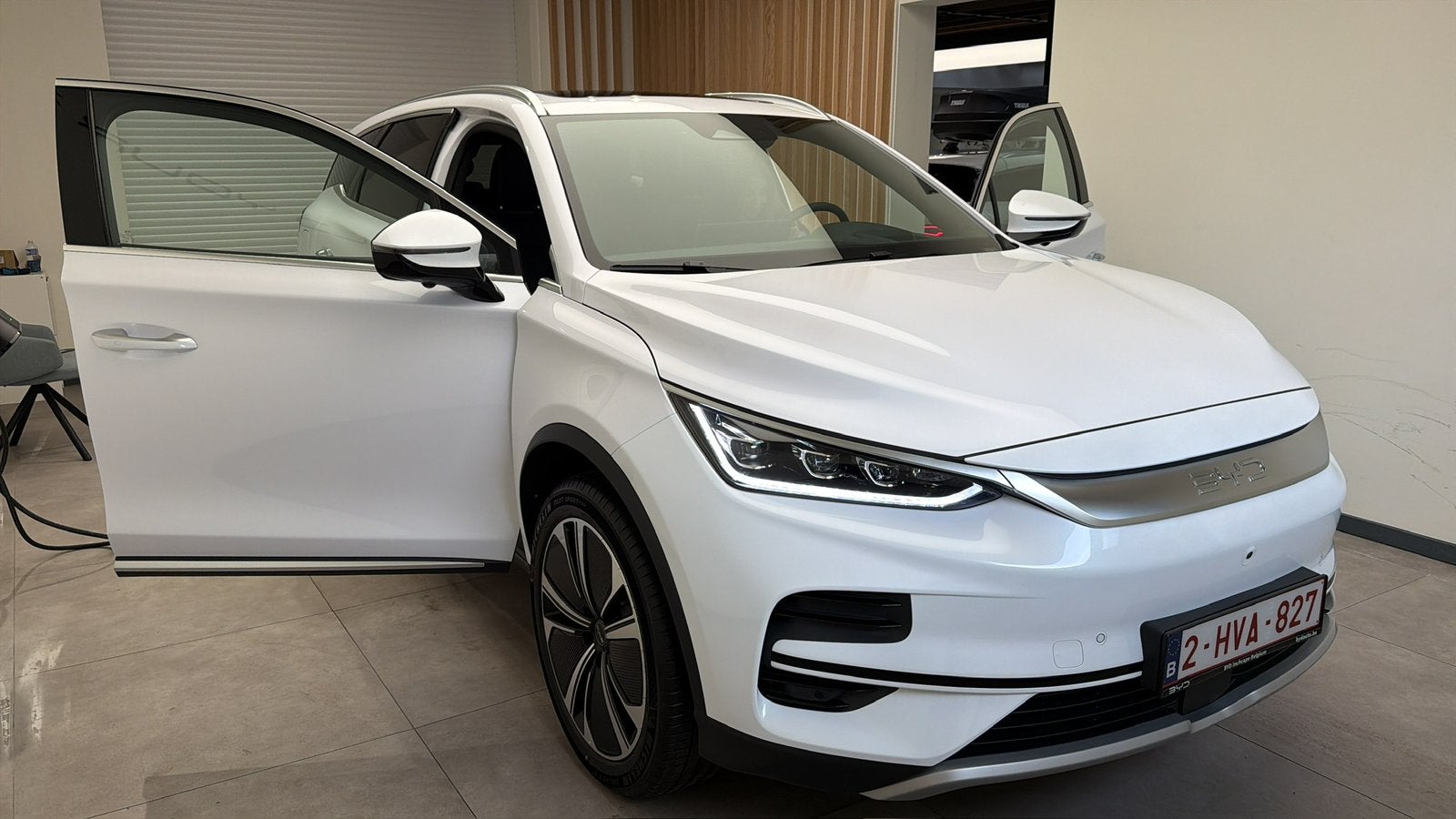 Byd Tang flagship - full option - 17500 km, Autos, Cuir, Achat, Noir, 5 portes