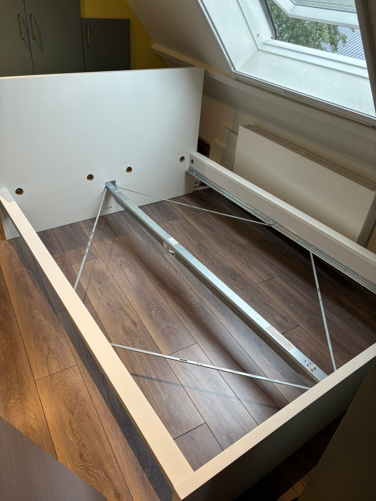 Bed Ikea Malm 200x140cm, Huis en Inrichting, Ophalen, Zo goed als nieuw