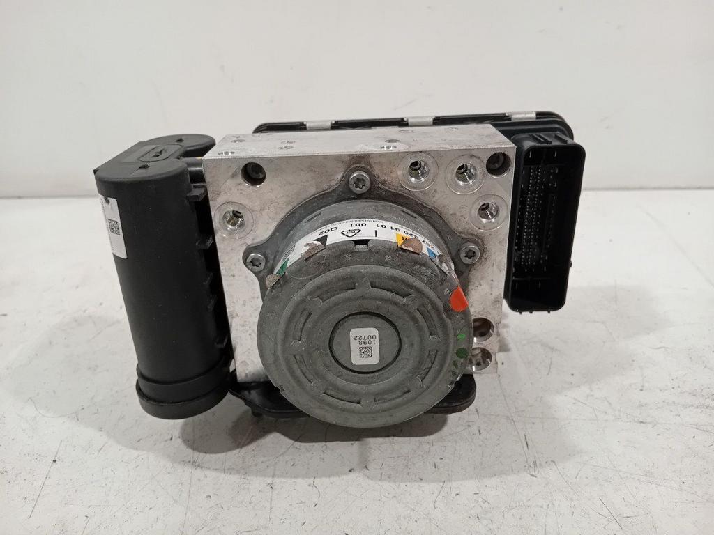 Compressor Mercedes-Benz EQ-Klasse, Onderdelen@venauto.nl, Van der Ven Autorecycling B.V., Gebruikt, Ettenseweg 76, 4706 PB Roosendaal, The Netherlands