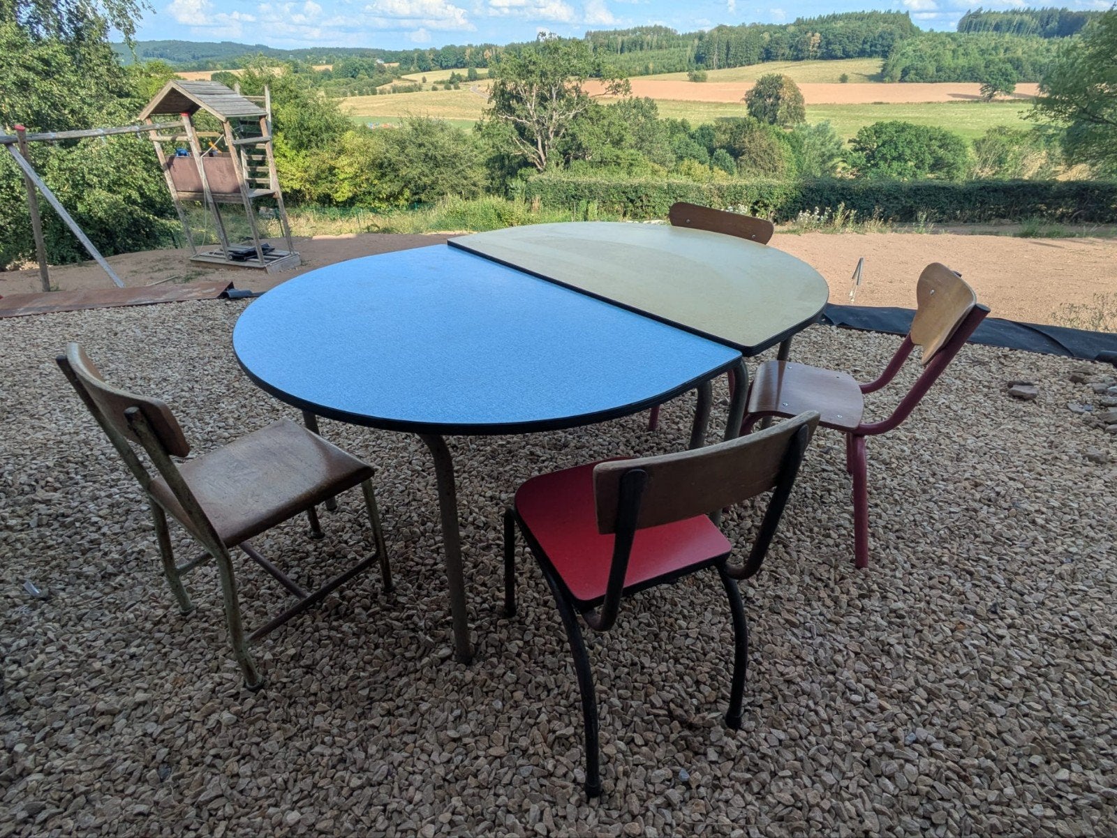 Tables et chaises enfants formica année 60, Enlèvement