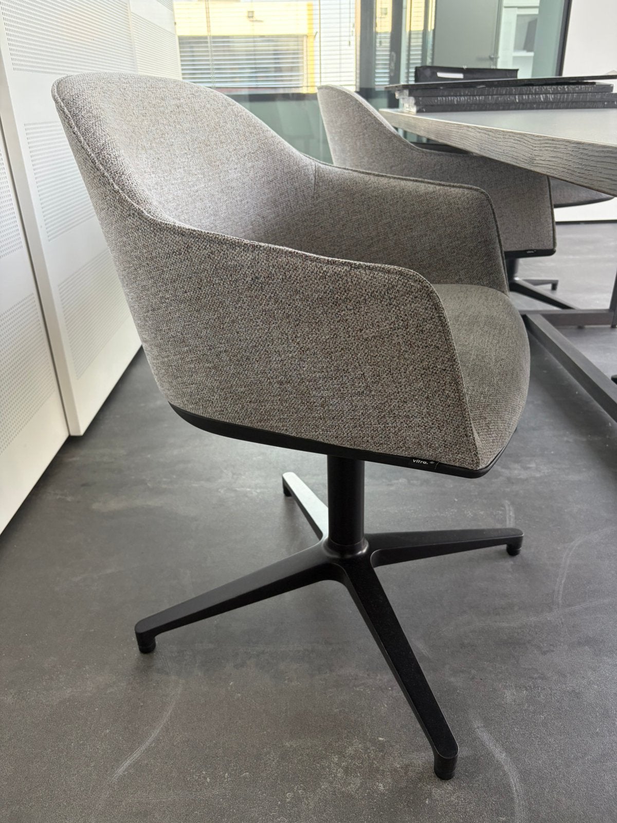 12 chaises design Vitra, Gris, Enlèvement, Modern, design., Tissus
