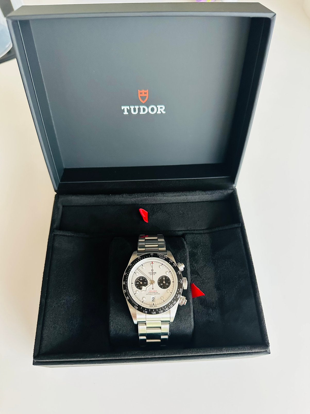 Tudor black bay chrono (panda), Enlèvement, Comme neuf