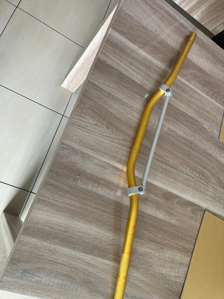 Handlebar with reinforcement bar 22 mm geel, Ophalen