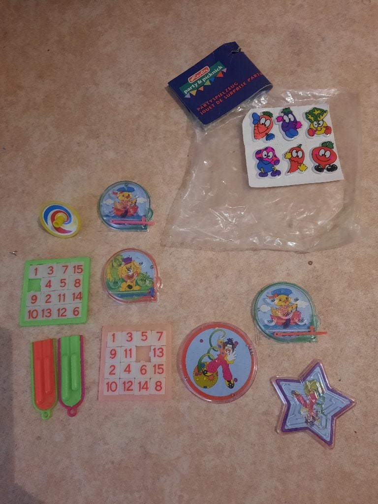 kleine nieuwe speelgoedjes voor het kinderfeestje, Enlèvement ou Envoi, Neuf, Article de fête