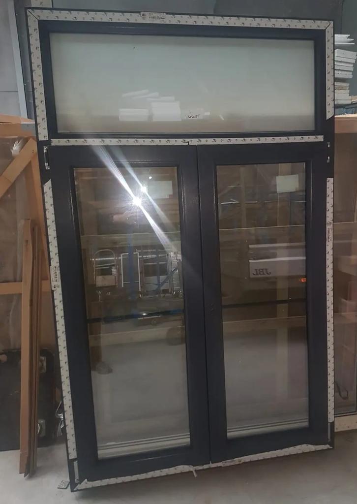 PVC Raam NIEUW, Ophalen