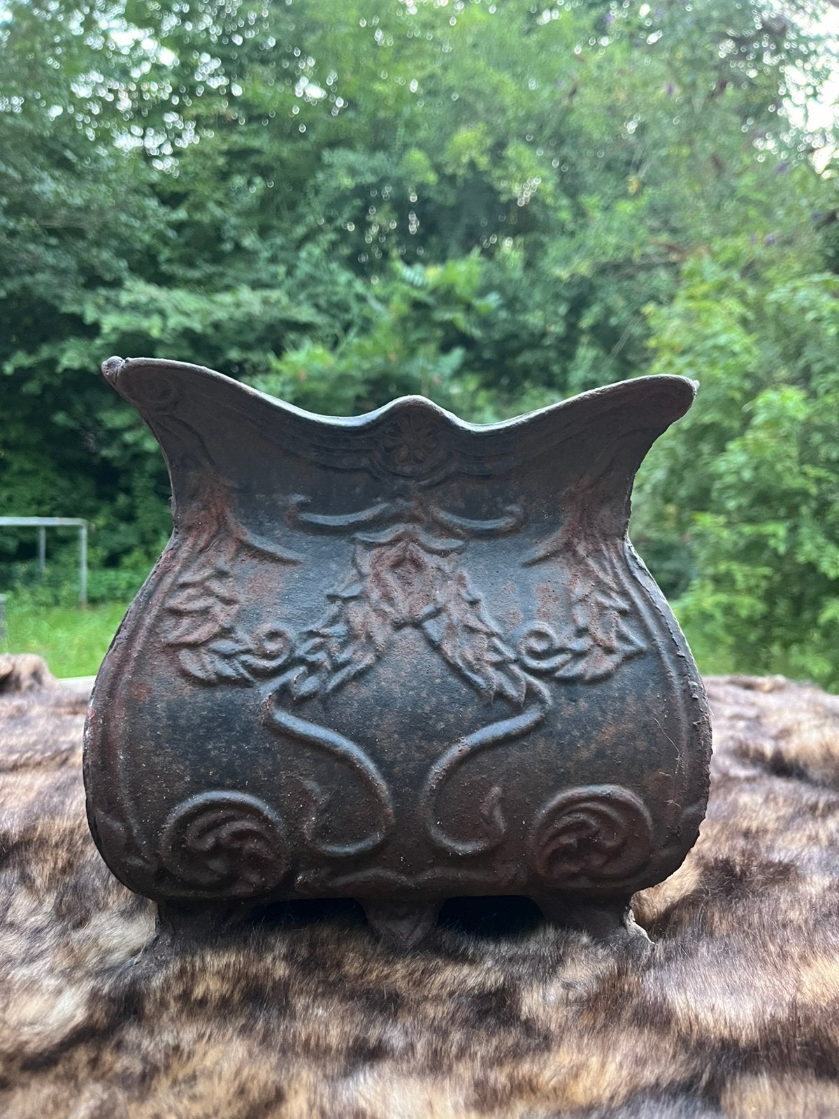 Gietijzeren bloempot, Antiek en Kunst, Ophalen