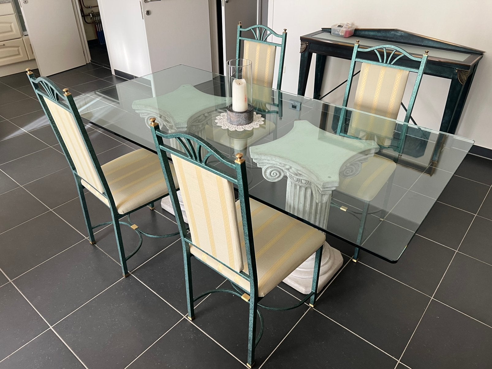 Glazen eetkamertafel op Griekse zuilen, stoelen optioneel, Ophalen, 100 tot 150 cm, 200 cm of meer, Vijf personen of meer