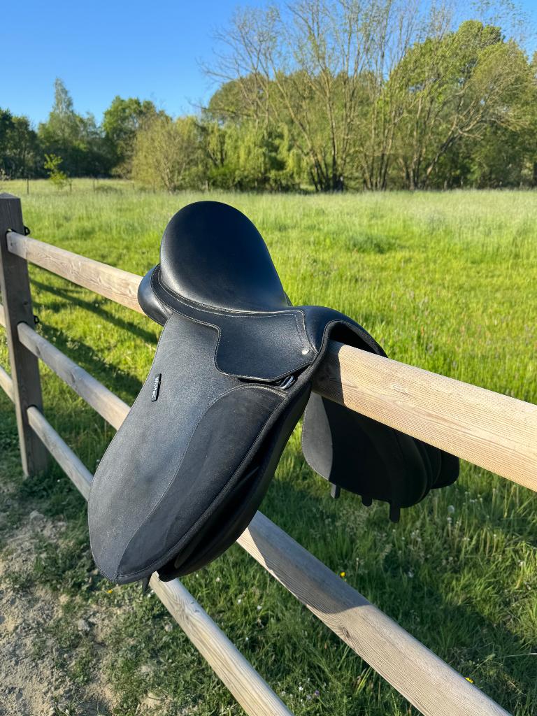 Wintec zadel, Dieren en Toebehoren, Ophalen, Gebruikt, Springen