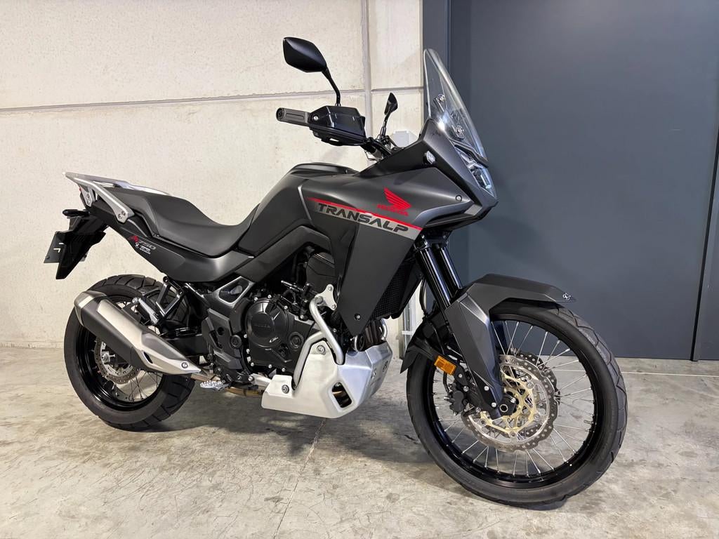 Honda XL 750 Transalp in nieuwstaat met rally pack, Motoren, Motoren | Honda, Bedrijf, Overig, meer dan 35 kW