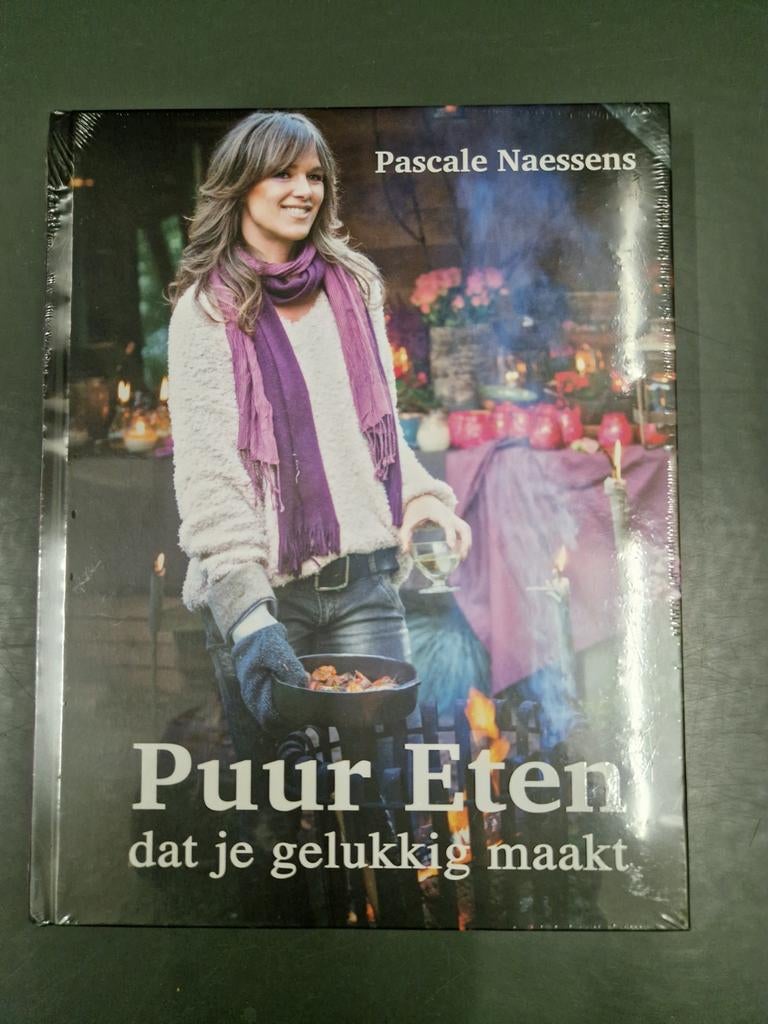 NIEUW kookboek Pascale Naessens "Puur eten dat je gelukkig m, Neuf, Enlèvement ou Envoi, Pascale Naessens, Cuisine saine