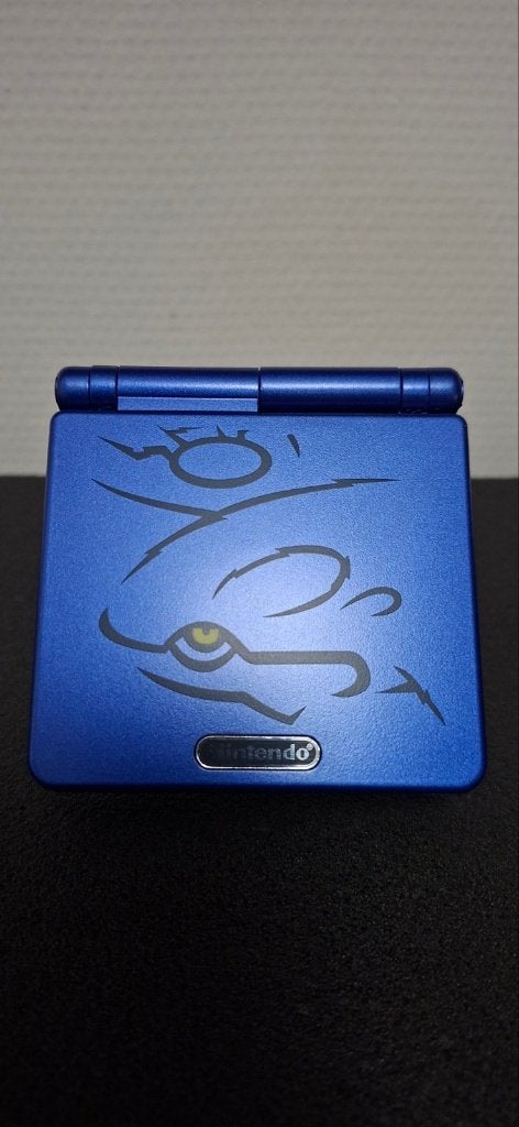 Nintendo Game Boy Advance SP - Édition Pokémon Kyogre, Consoles de jeu & Jeux vidéo, Enlèvement ou Envoi, Comme neuf, Game Boy Advance SP