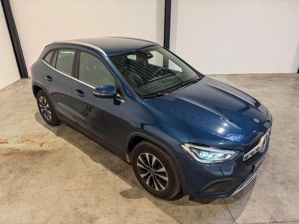 Mercedes-Benz GLA 180 Camera - Navi - Zetelverwarming, 100 kW, 1332 cm³, Achat, Entreprise