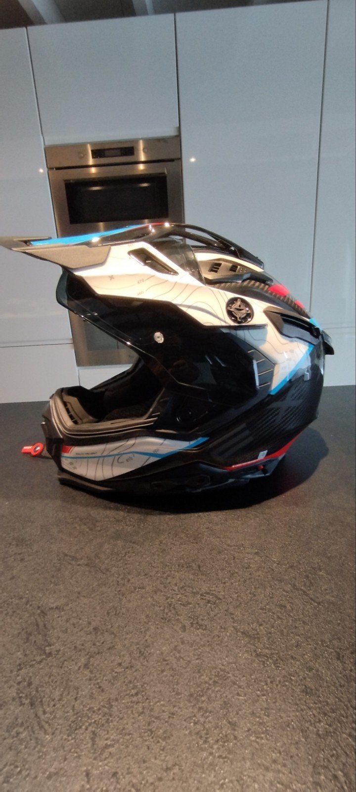 Casque nf  nexx weed3 carbone taille 58( bmw Honda Yamaha ), Motos, Enlèvement ou Envoi