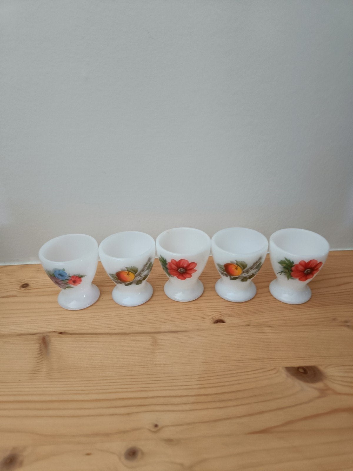 eierdopjes arcopal vintage, Huis en Inrichting, Ophalen, Vintage, Kan