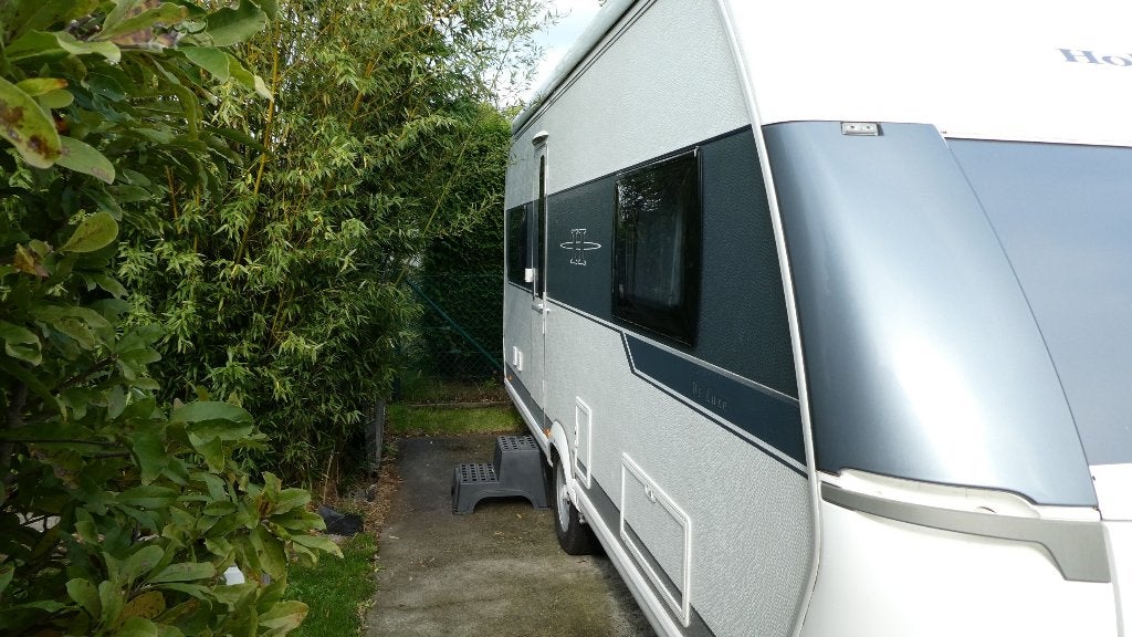 Hobby De Luxe 540 UL van 2014 met twinbedden en mover, Rondzit, Hobby, Voortentlamp, 7 tot 8 meter