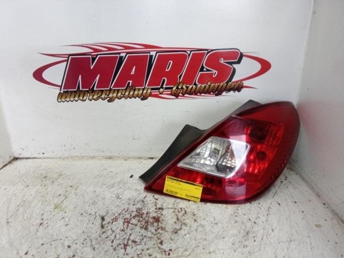 Feu arrière droit d'un Opel Corsa, -, -, Opel, 3 mois de garantie