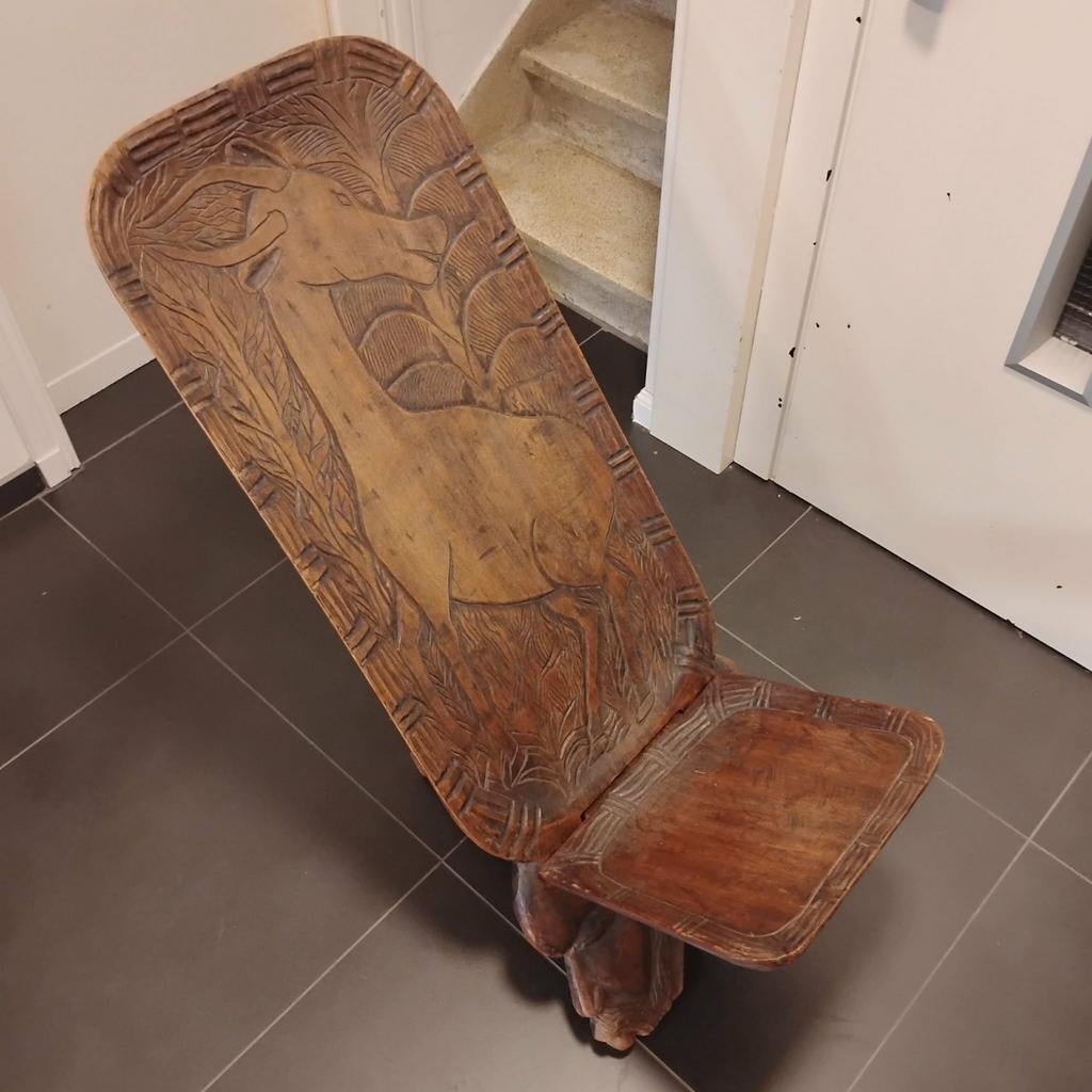 Paire de chaises africaines sculptées main 1960-1980, Maison & Meubles, Tribal Africain, Comme neuf, Enlèvement, Bois