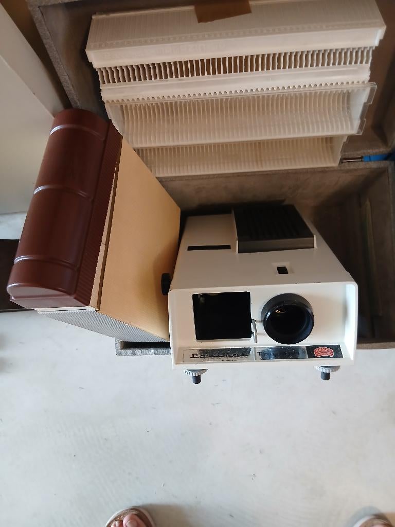 dia projetor, Enlèvement, Utilisé