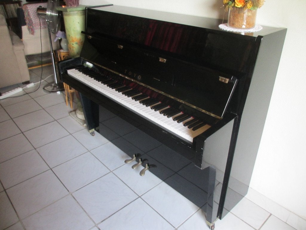 piano TOYO, Brillant, Enlèvement, Utilisé, Piano