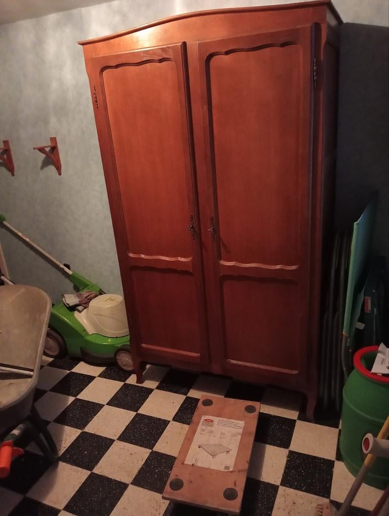 Armoire ancienne, Enlèvement