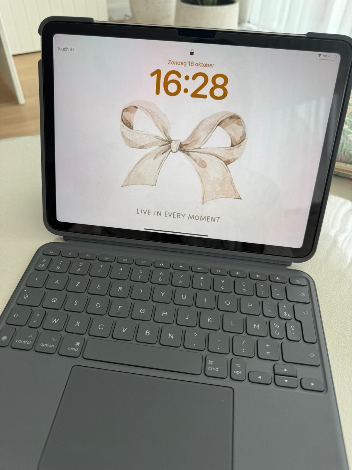 Ipad air + toetsenbord te koop, Computers en Software, Ophalen, Apple iPad Air, 11 inch, Zo goed als nieuw